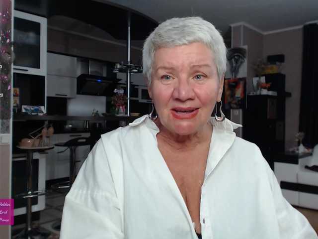 roxana-brooks's BongaCams show and profile