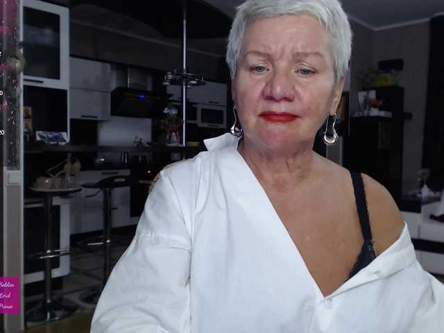 roxana-brooks's BongaCams show and profile