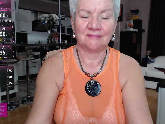 roxana-brooks's BongaCams show and profile