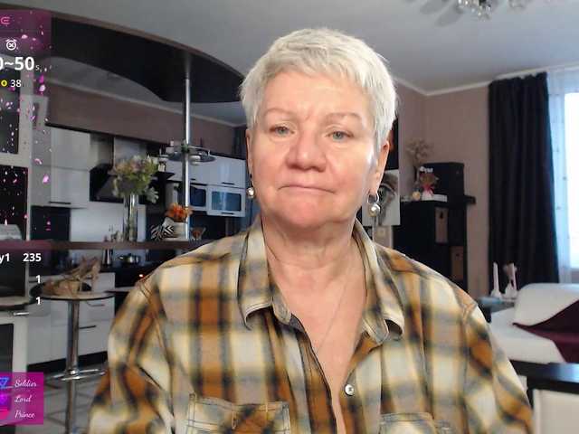 roxana-brooks's BongaCams show and profile