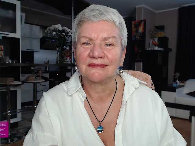 roxana-brooks's BongaCams show and profile