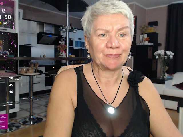 roxana-brooks's BongaCams show and profile