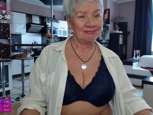 roxana-brooks's BongaCams show and profile