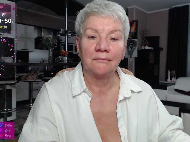 roxana-brooks preview