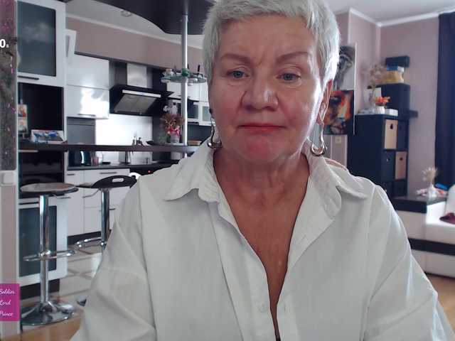 roxana-brooks's BongaCams show and profile