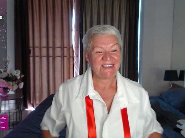 roxana-brooks's BongaCams show and profile