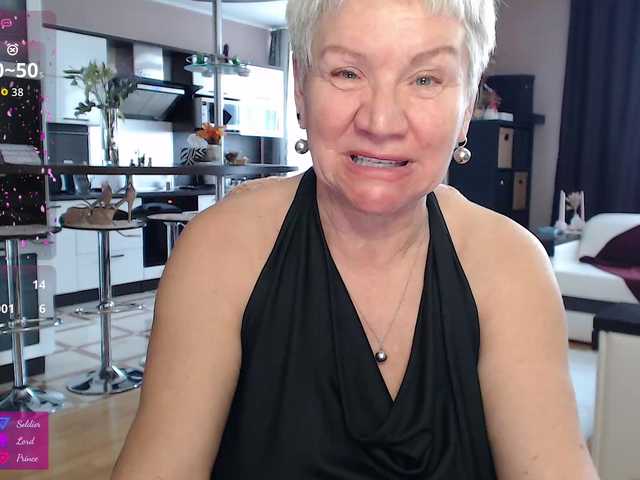 roxana-brooks's BongaCams show and profile