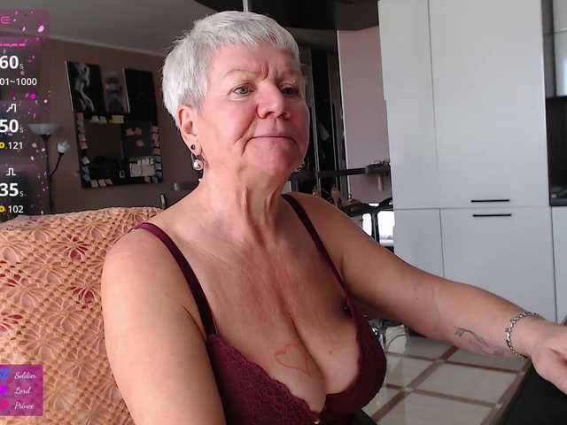 roxana-brooks's BongaCams show and profile