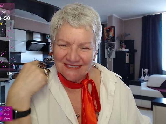 roxana-brooks's BongaCams show and profile