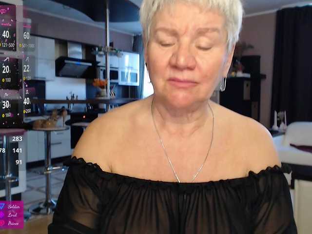 roxana-brooks's BongaCams show and profile