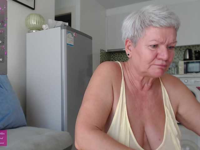 roxana-brooks webcam