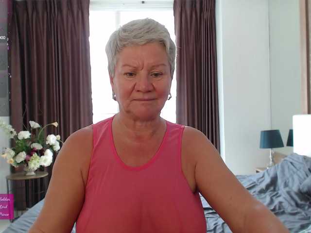 roxana-brooks preview