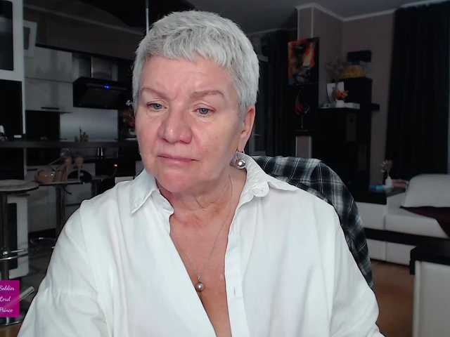 roxana-brooks's BongaCams show and profile