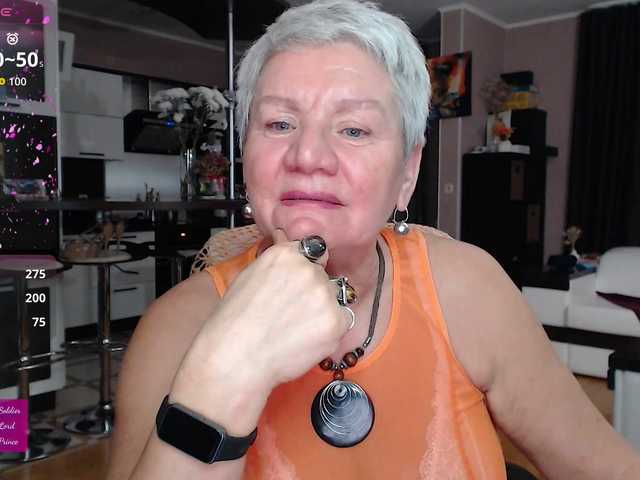 roxana-brooks's BongaCams show and profile