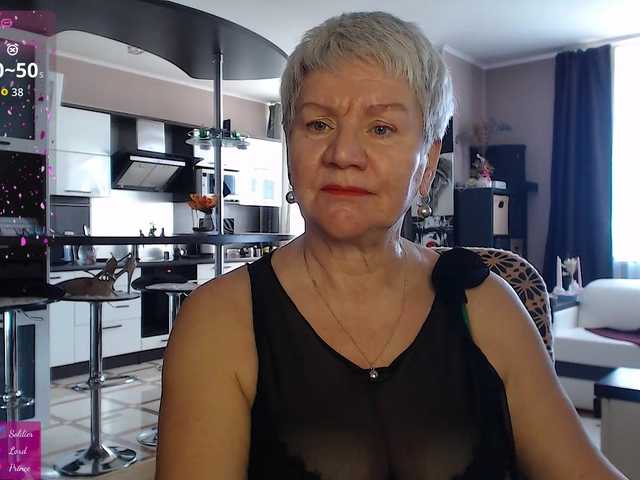 roxana-brooks's BongaCams show and profile