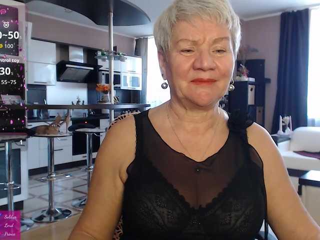 roxana-brooks's BongaCams show and profile