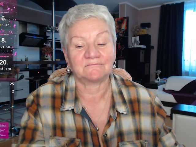 roxana-brooks's BongaCams show and profile