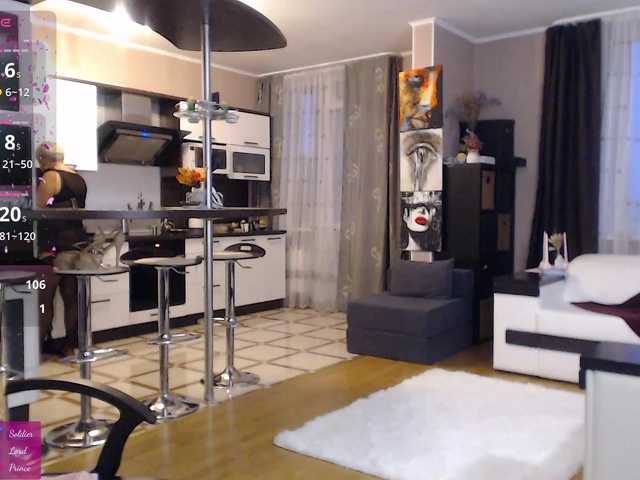 roxana-brooks's BongaCams show and profile