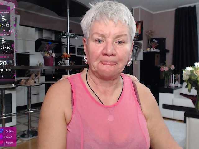 roxana-brooks live cam