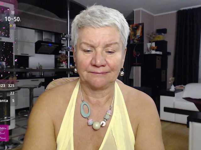 roxana-brooks's BongaCams show and profile