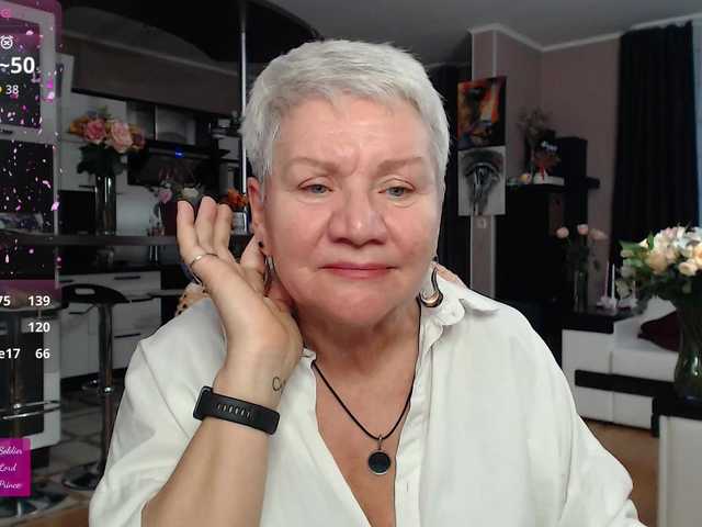 roxana-brooks preview