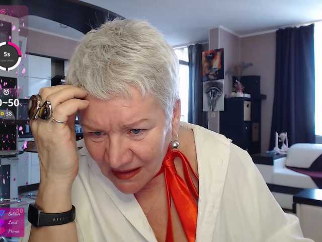 roxana-brooks's BongaCams show and profile