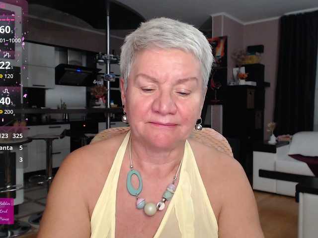 roxana-brooks's BongaCams show and profile