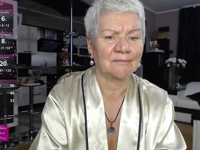 roxana-brooks's BongaCams show and profile