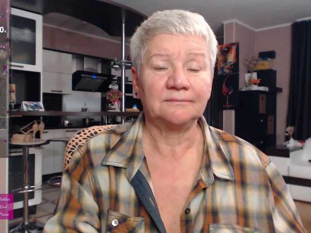 roxana-brooks's BongaCams show and profile