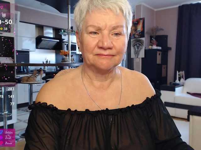 roxana-brooks's BongaCams show and profile