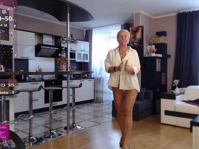 roxana-brooks's BongaCams show and profile