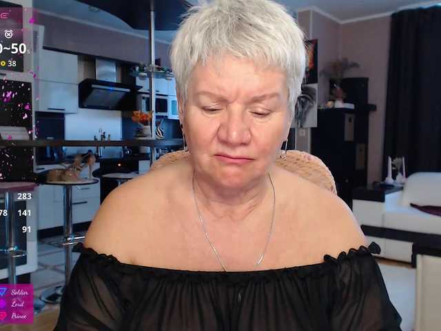 roxana-brooks's BongaCams show and profile