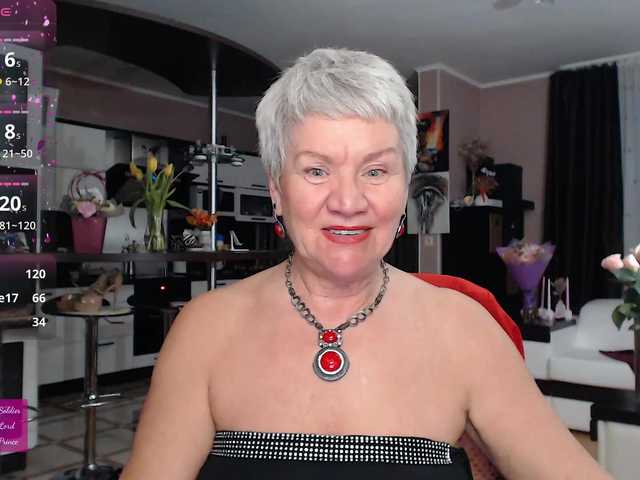 roxana-brooks's BongaCams show and profile