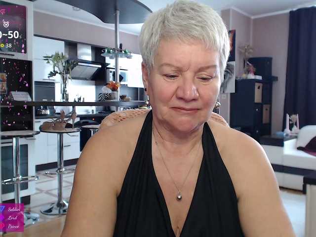 roxana-brooks's BongaCams show and profile