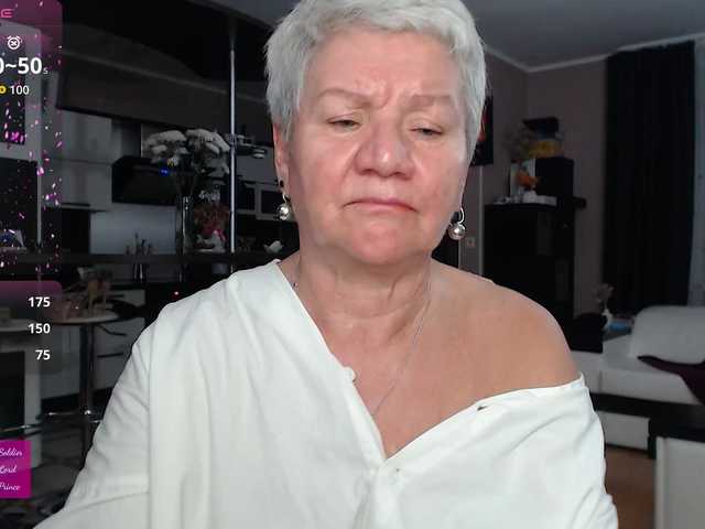 roxana-brooks's BongaCams show and profile