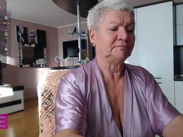 roxana-brooks's BongaCams show and profile