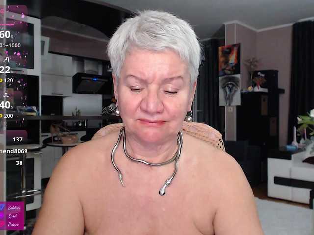 roxana-brooks's BongaCams show and profile