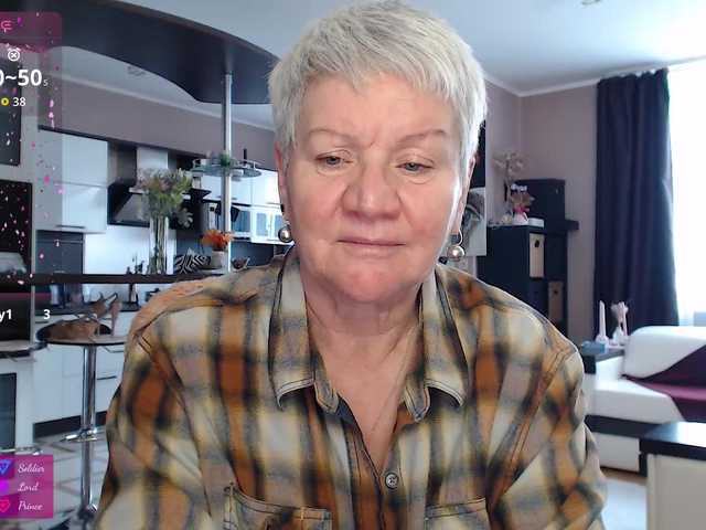 roxana-brooks's BongaCams show and profile