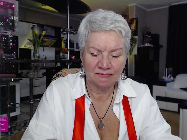 roxana-brooks's BongaCams show and profile