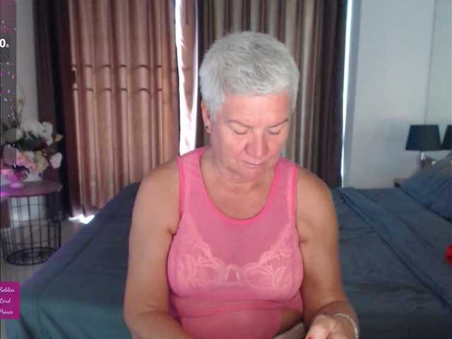 видео roxana-brooks