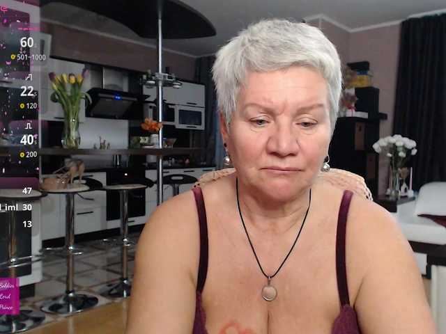 roxana-brooks's BongaCams show and profile