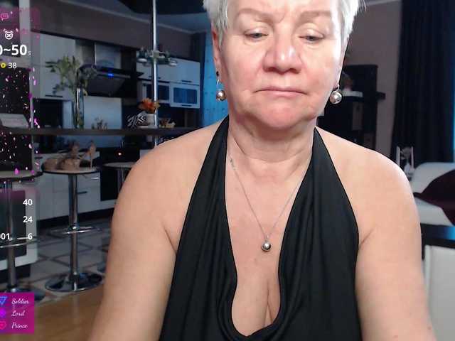 roxana-brooks's BongaCams show and profile