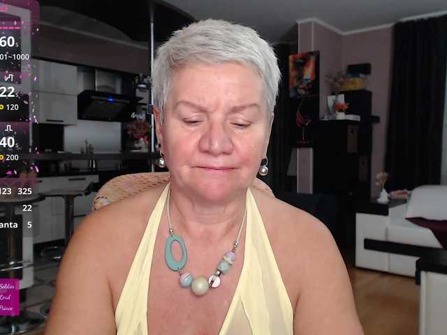 roxana-brooks's BongaCams show and profile