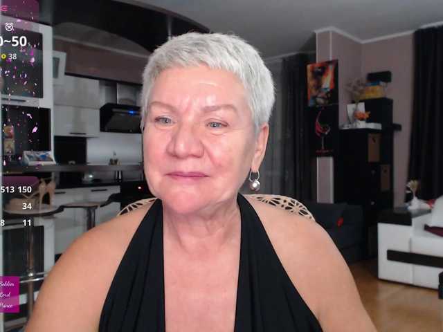 roxana-brooks's BongaCams show and profile