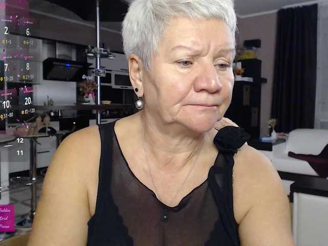 roxana-brooks's BongaCams show and profile