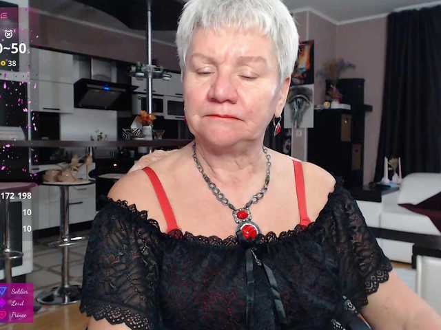 roxana-brooks's BongaCams show and profile