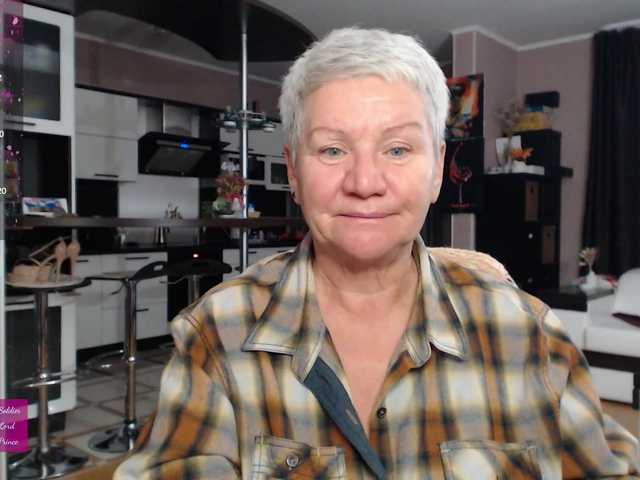 roxana-brooks's BongaCams show and profile