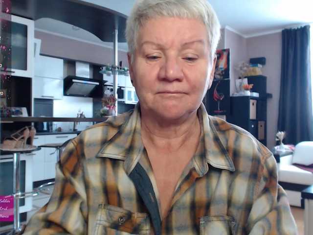 roxana-brooks's BongaCams show and profile