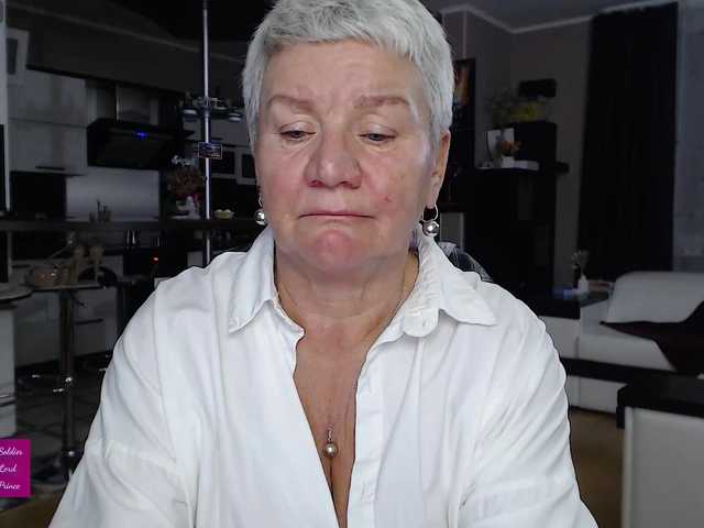 roxana-brooks's BongaCams show and profile