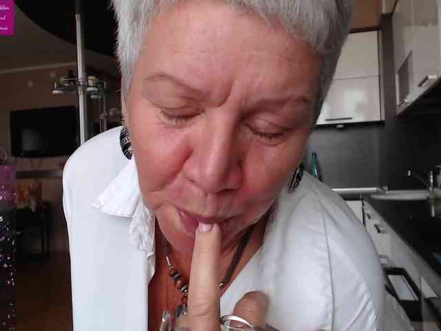 roxana-brooks webcam